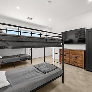 Bunk Bed Mixed Dormitory Room